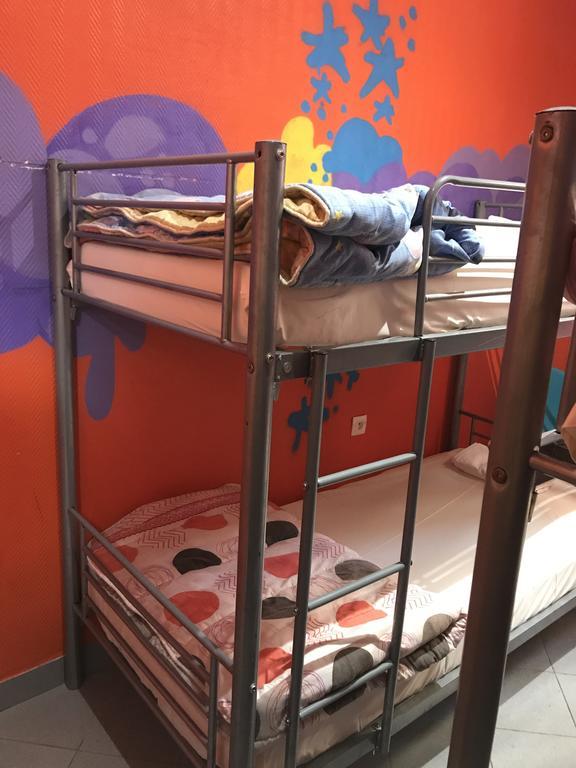 Jacobs Inn Hostel Párizs Kültér fotó