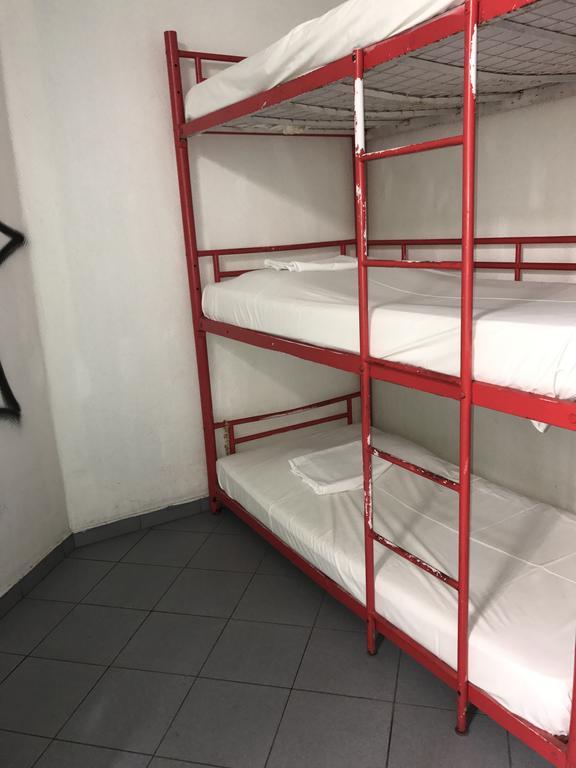 Jacobs Inn Hostel Párizs Kültér fotó